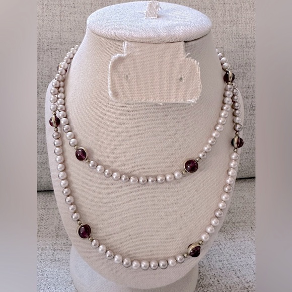 Vintage Jewelry - Silver pearls w purple cateye beads opera length necklace beautiful vintage